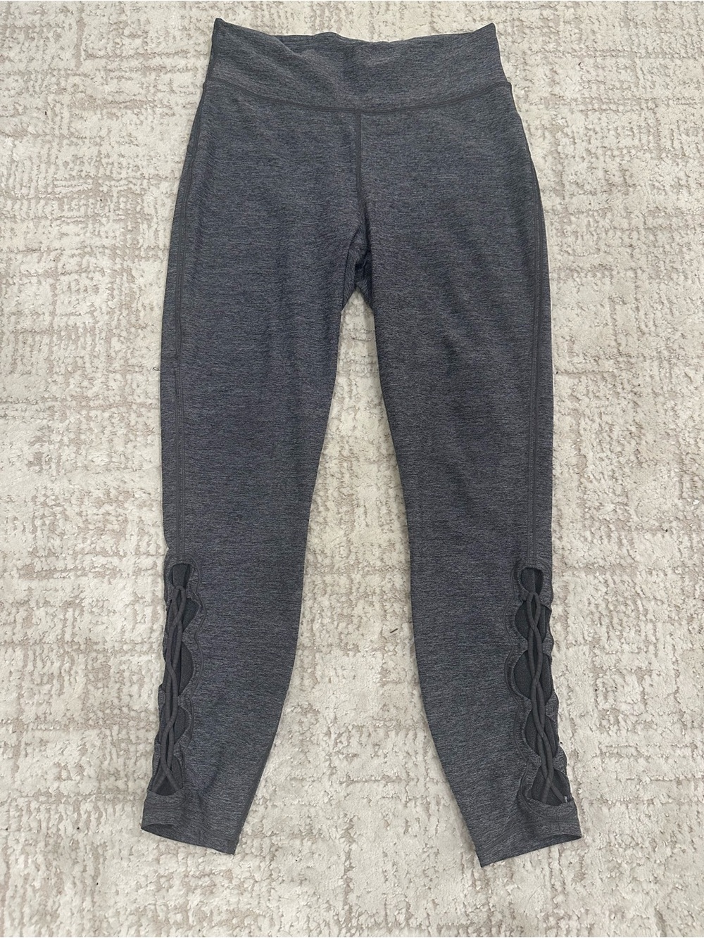 Lululemon Gray Heathered Lace-Up Cutout Crop Leggings Women’s Medium 8-10